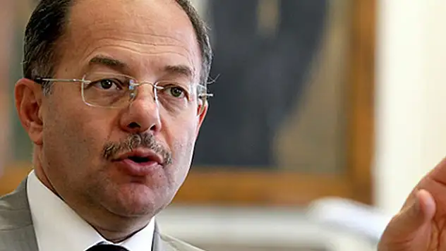 Bakan Akdağ'dan Canan Karatay'a sert eleştiri