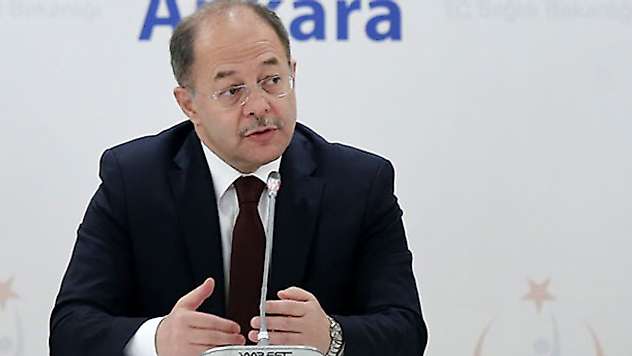 Bakan Akdağ'dan sağlık çalışanlarına müjde