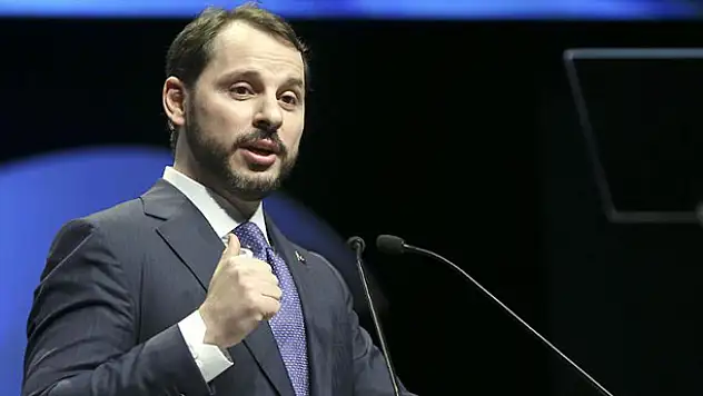 Bakan Albayrak ve eşine yapılan ahlaksız paylaşıma tepkiler çığ gibi yağıyor