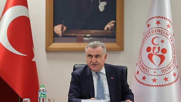 Bakan Bak'tan İstanbul açıklaması