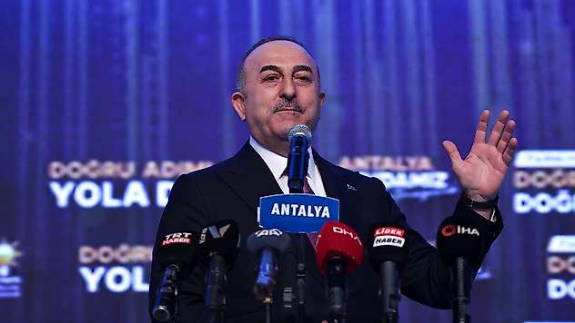 Bakan Çavuşoğlu: Bahar çoktan geldi, artık yaz zamanı