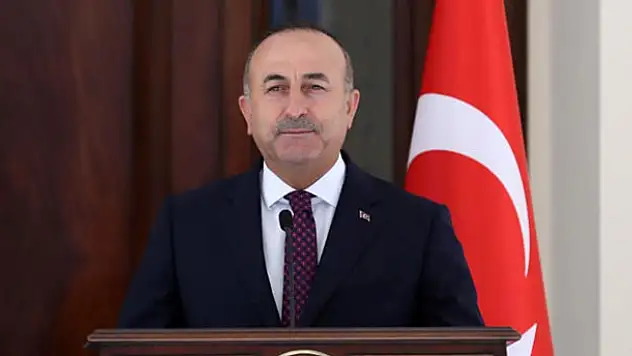 Bakan Çavuşoğlu: 'Yüzde 63 'evet' bekliyorum'