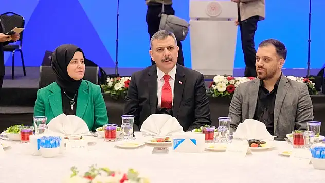 Bakan Çiftçi Konya'da net konuştu: Rotasını kendi çizen, ufkunu kendi büyüten bir Türkiye var