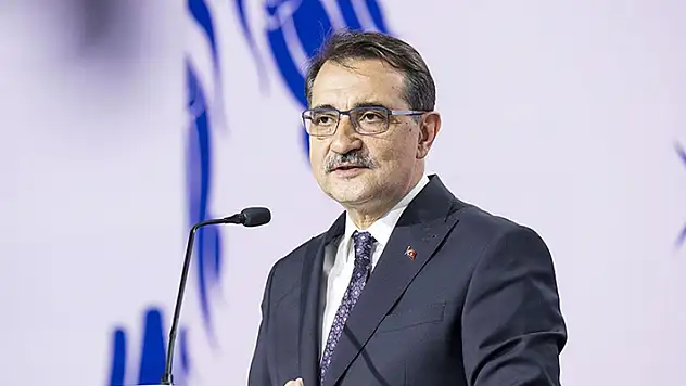 Bakan Dönmez: Kartlı sayaç kullananlar da ücretsiz doğal gazdan yararlanacak

