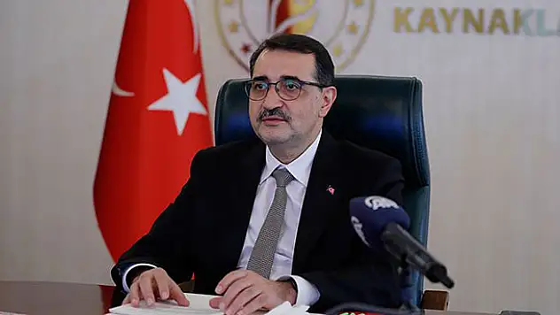 Bakan Dönmez: Tüm zamanların günlük elektik üretim rekorunu kırdık