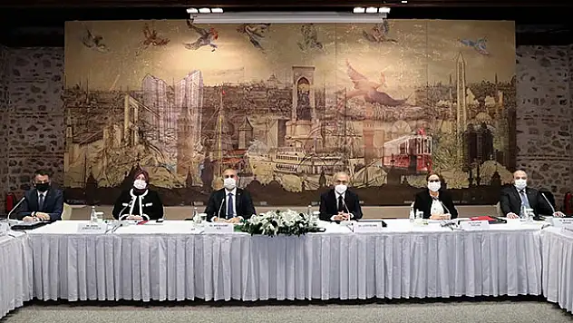 Bakan Elvan ve Gül TOBB yönetimiyle bir araya geldi