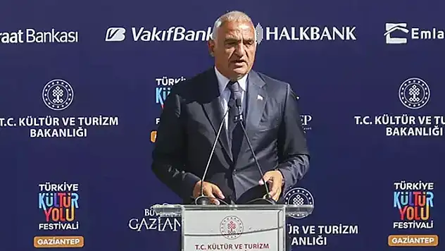 Bakan Ersoy: Türkiye, dünyada turizm konusunda ilk 5'te yer almaktadır
