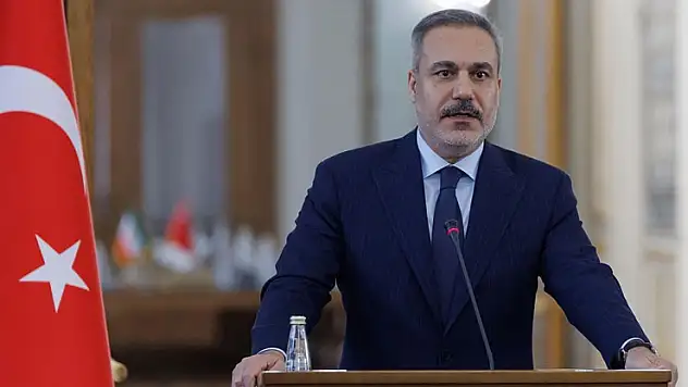 Bakan Fidan: Amacımız İran'ın uluslararası hukuk çerçevesinde, sorunun çözümüyle beraber yaptırımlardan kurtulması