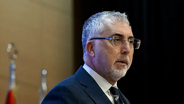 Bakan Işıkhan'dan Asgari Ücret Tespit Komisyonu'nun ikinci toplantısına ilişkin açıklama: Rakam için çok erken