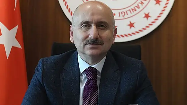 Bakan Karaismailoğlu: Türkiye, dijital iletişim ve haberleşmede gelişmiş ülkelerle aynı seviyeyi yakaladı