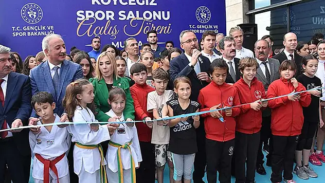 Bakan Kasapoğlu: 2002'de 18 olan gençlik spor tesisimiz bugün 87'ye ulaştı