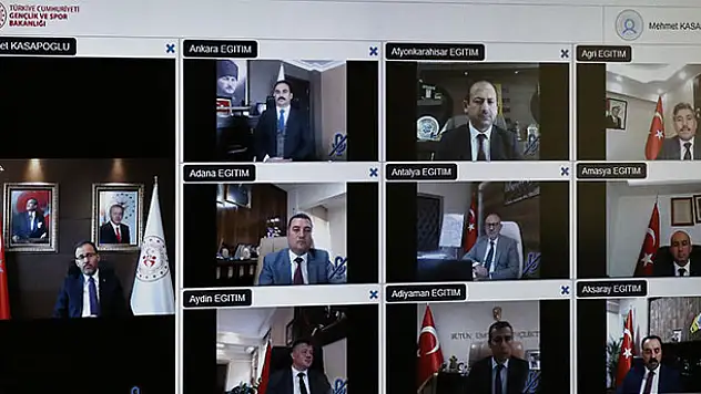 Bakan Kasapoğlu, İl Müdürleri ile görüştü