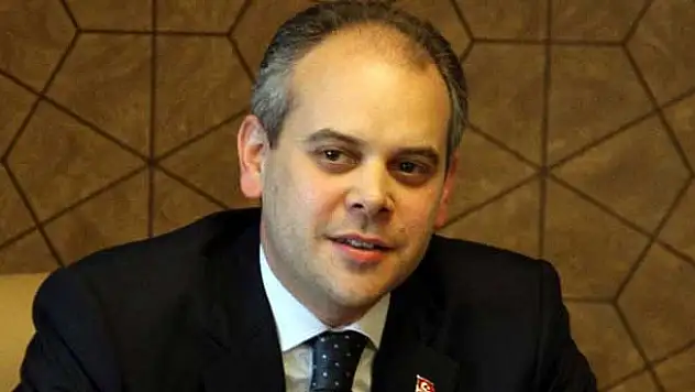 Bakan Kılıç, Beşiktaş'ı tebrik etti
