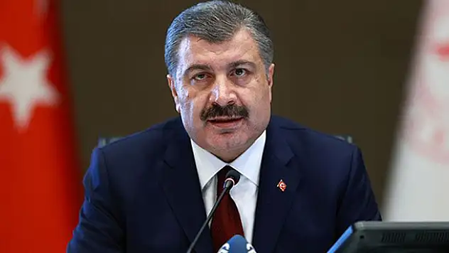 Bakan Koca: 1 milyon 100 bin sağlık çalışanımızı 45 günde aşıladık