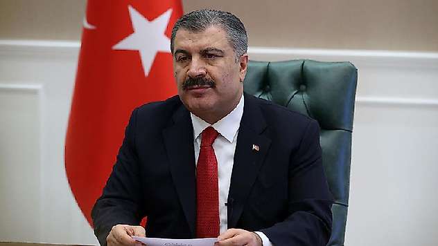 Bakan Koca: Bundan böyle PCR testi yalnızca semptom gösteren kişilere yapılacak
