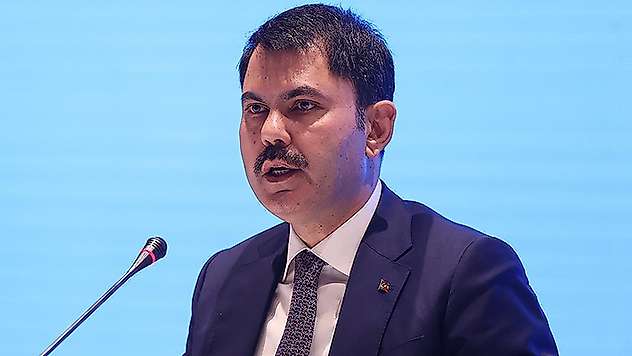 Bakan Kurum, Adana'daki 'tehlikeli atık' iddialarının asılsız olduğunu açıkladı
