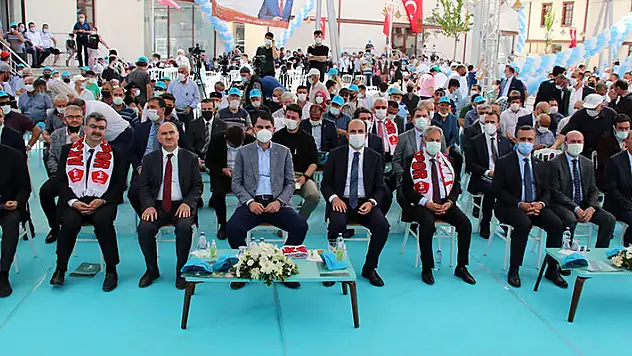 Bakan Kurum: 'Amacımız, Akşehir için yeni cazibe merkezleri oluşturmak'