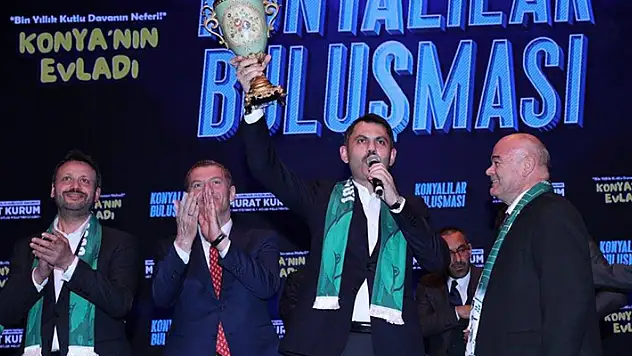 Bakan Kurum: Konya'nın eski stadının yerine 103 bin metrekare millet bahçesi yaptık
