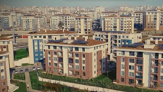 Bakan Kurum'dan deprem bölgesinde yapımı tamamlanan 350 bininci konuta ilişkin paylaşım