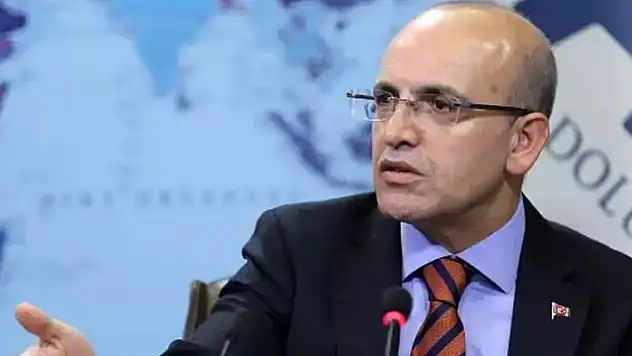 Bakan Mehmet Şimşek'ten Merkez Bankası açıklaması: Rezervleri 30 Haziran'da 108.6 milyar dolar seviyesine çıktı, bu hızlı artış cesaret verici