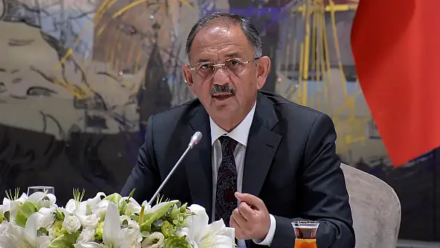 Bakan Özhaseki: İstanbul'da 1,5 milyon bağımsız birim çok riskli