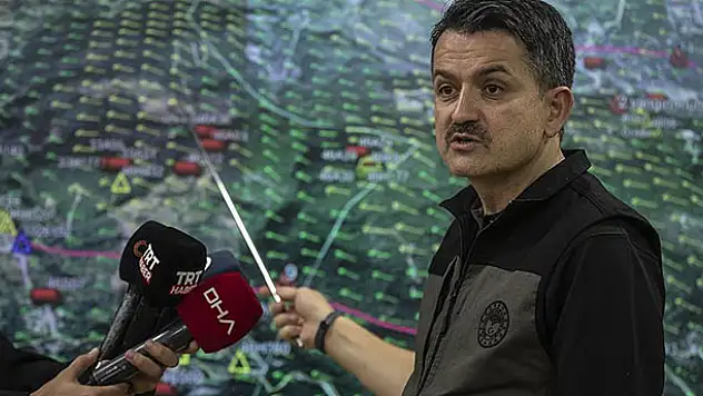 Bakan Pakdemirli: Yanan alanların tamamı yeniden ağaçlandırılacak