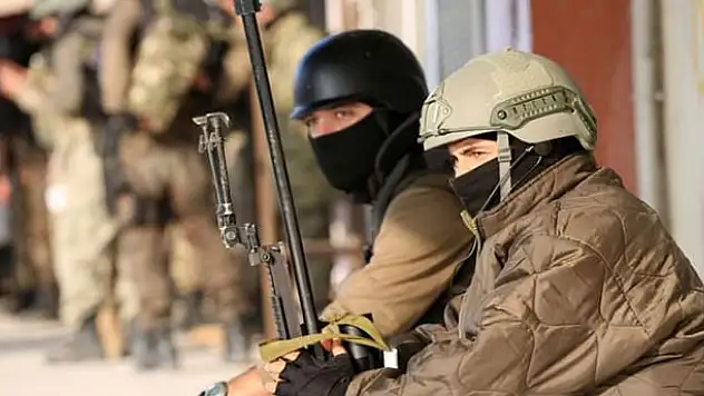 Bakan sayı verdi! 4 bin subay, 6 bin astsubay