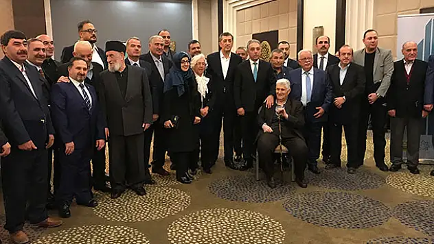 Bakan Selçuk hayırsever buluşmalarına katıldı