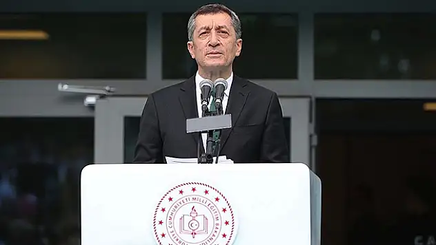 Bakan Selçuk: Şubat'ın son haftası öğretmenlerimizin ilk doz aşılarının yapılmasına başlanacak