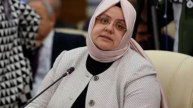 Bakan Selçuk'tan asgari ücret açıklaması: Avrupa'dan daha iyiyiz