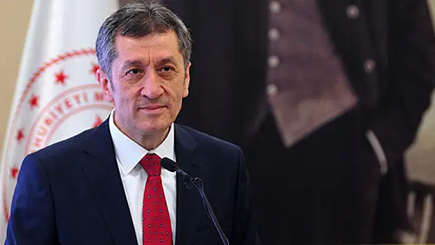Bakan Selçuk'tan yaz tatili açıklaması!