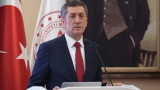 Bakan Selçuk 'yeni bir karar aldık' deyip duyurdu!