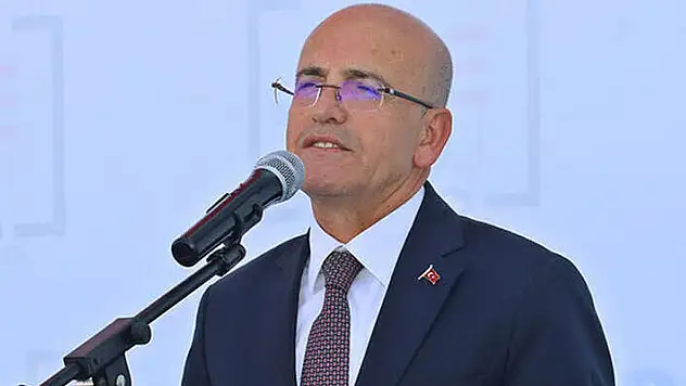 Bakan Şimşek: Fiyat istikrarını sağlamak en önemli önceliğimiz
