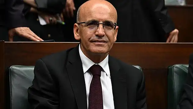 Bakan Şimşek: Moody's kredi notumuzu ilk defa iki kademe artırdı
