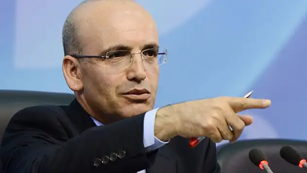 Bakan Şimşek'ten Apple'a davet!