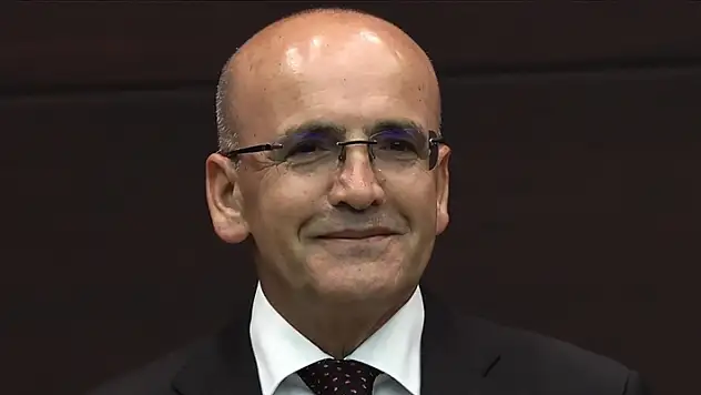 Bakan Şimşek'ten enflasyonda düşüş mesajı
