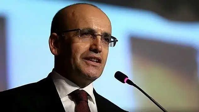Bakan Şimşek'ten sıkı para politikası mesajı
