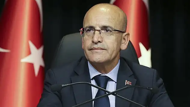 Bakan Şimşek yatırım turuna Fransa ile devam ediyor
