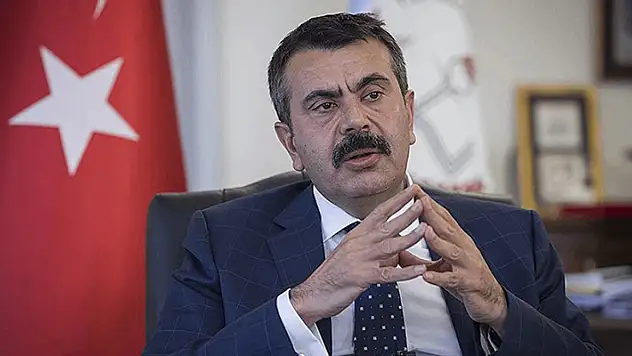 Bakan Tekin: Öğretmenler Günü'nü 1 gün olmaktan çıkarıyoruz