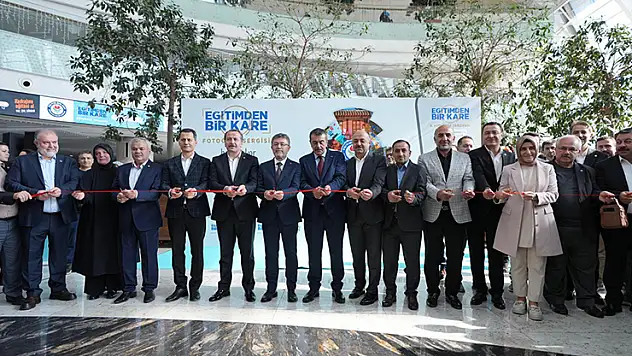 Bakan Tekin: Zorunlu eğitimin kısaltılması için hazırlanan raporu tartışacağız