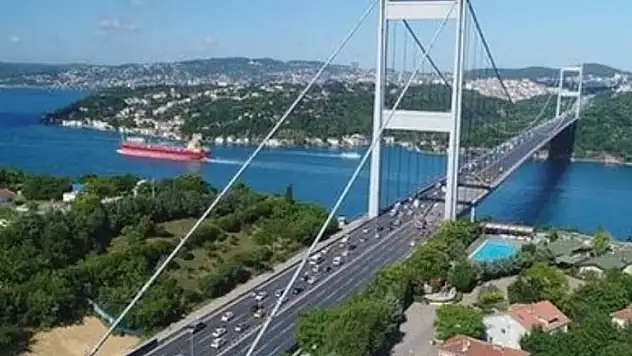 Bakan Uraloğlu açıkladı: Köprü ve otoyol ücretlerine yüzde 25,49 zam geliyor!