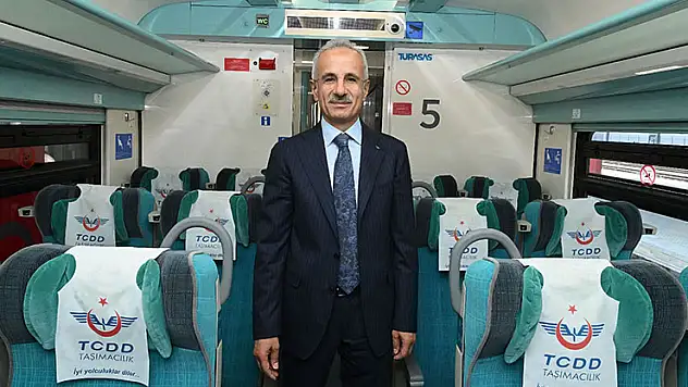 Bakan Uraloğlu: Ara tatilde trenlerde 24 bin kişilik kapasite artışı sağlayacağız