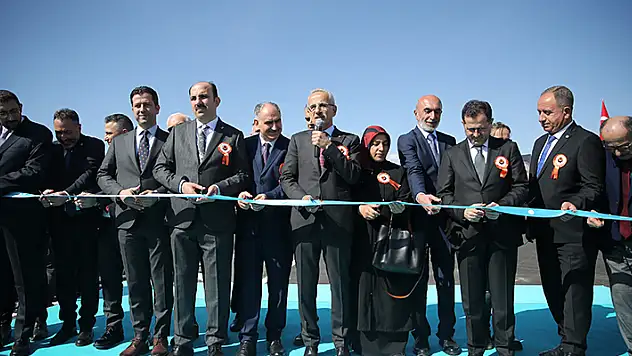  Bakan Uraloğlu, Beyşehir - Seydişehir Yolu açılış törenine katıldı
