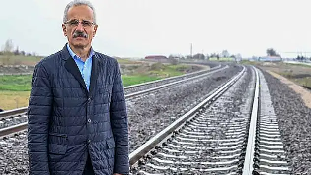 Bakan Uraloğlu: 'Bursa, ülkemizin Yüksek Hızlı Tren ağına bağlanacak'