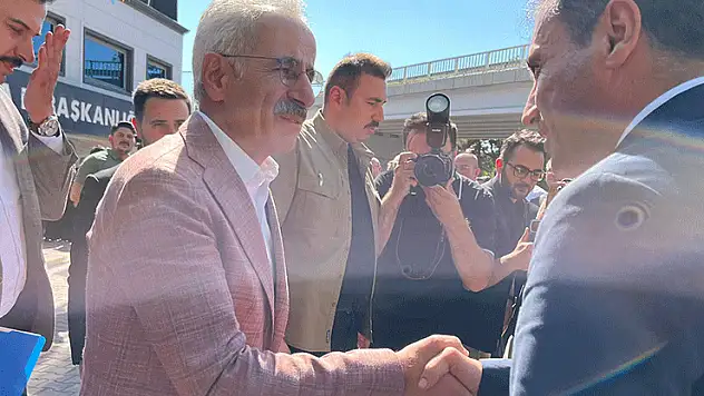 Bakan Uraloğlu'ndan AK Parti Konya İl Başkanlığına ziyaret