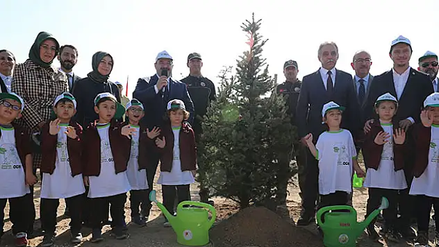 Bakan Varank da katıldı! Konya'da organize sanayi bölgeleri yeşil ile buluştu