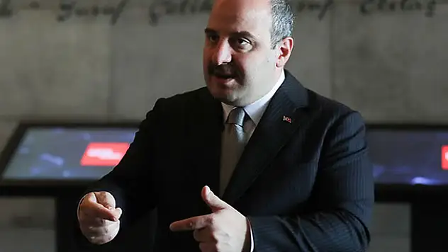 Bakan Varank o geceyi anlattı