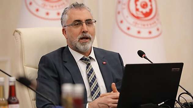 Bakan Vedat Işıkhan'dan asgari ücret zam açıklaması! Asgari ücret ocakta kaç lira olacak?
