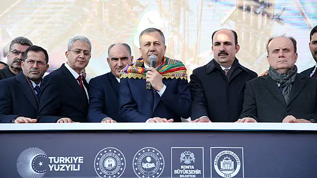 Bakan Yerlikaya, memleketinde 'Kadınhanı Kentsel Dönüşüm Alanı Temel Atma Töreni'ne katıldı