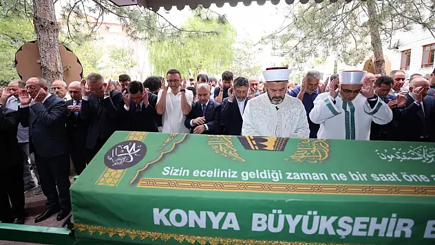 Bakan Yerlikaya'nın vefat eden amcasının cenazesi Konya'da toprağa verildi